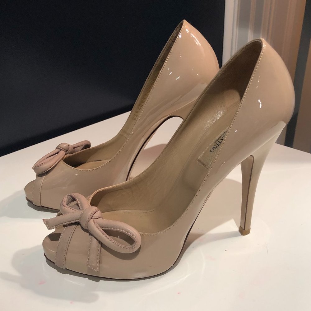 Valentino Beige Patent "Bow" Peep-Toe Pumps